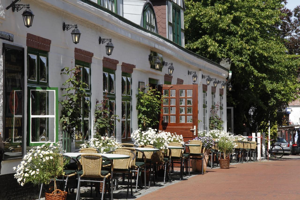 Boutique-Hotel Zur Alten Post 부숨 외부 사진