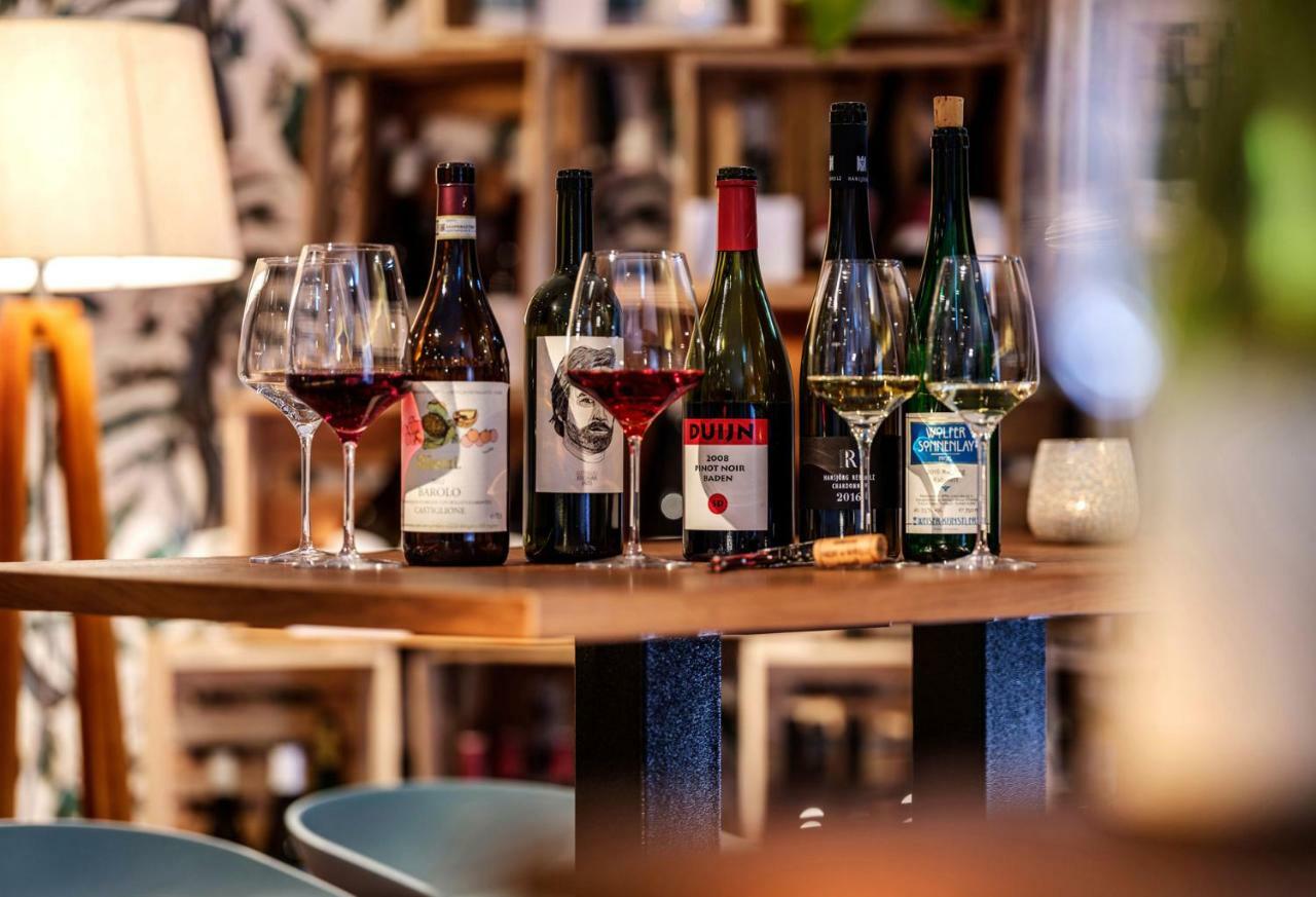 Boutique-Hotel Zur Alten Post 부숨 외부 사진